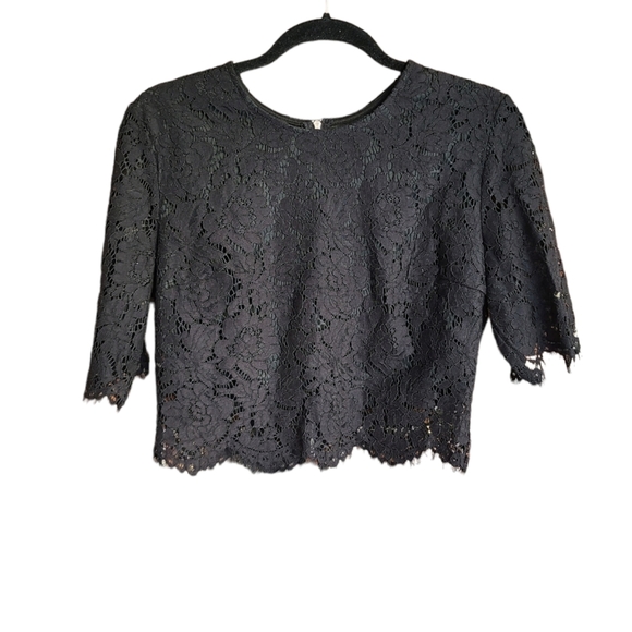Black Lace Crop Blouse - Picture 1 of 12